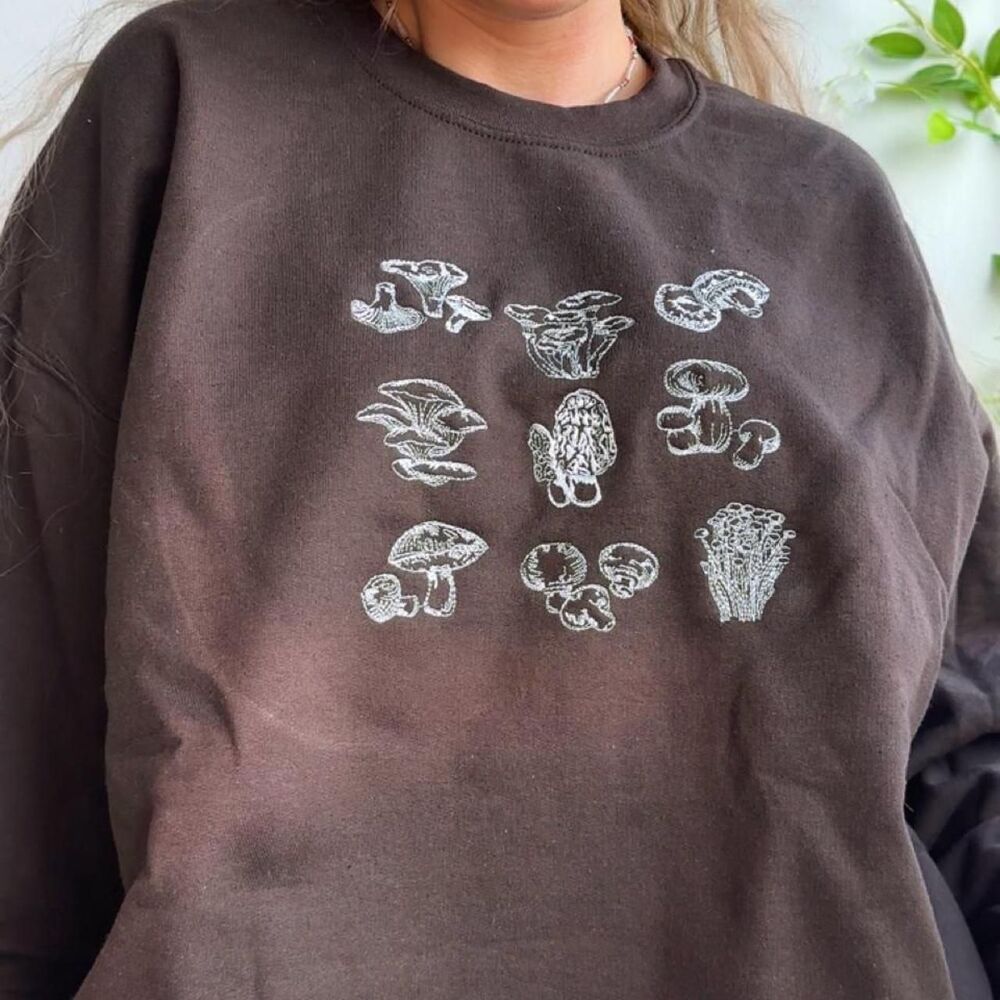 NWT Chocolate Brown Edible Mushroom Embroidered Fleece Crewneck Sweatshirt